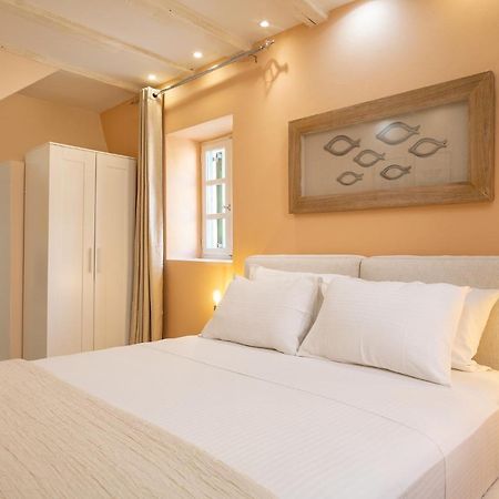 Ydragogeio Rooms Old Town Chania  Exterior photo