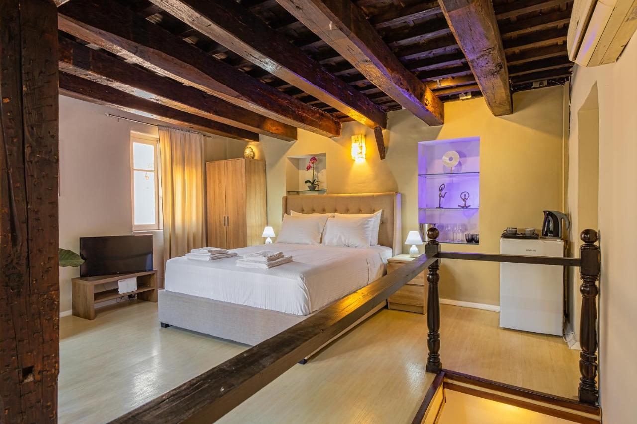 Ydragogeio Rooms Old Town Chania  Exterior photo