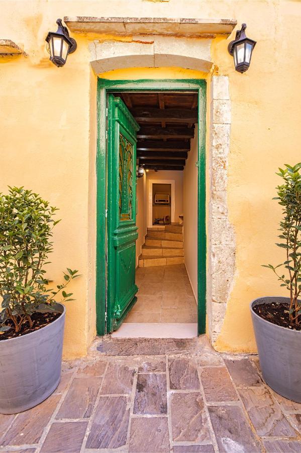 Ydragogeio Rooms Old Town Chania  Exterior photo