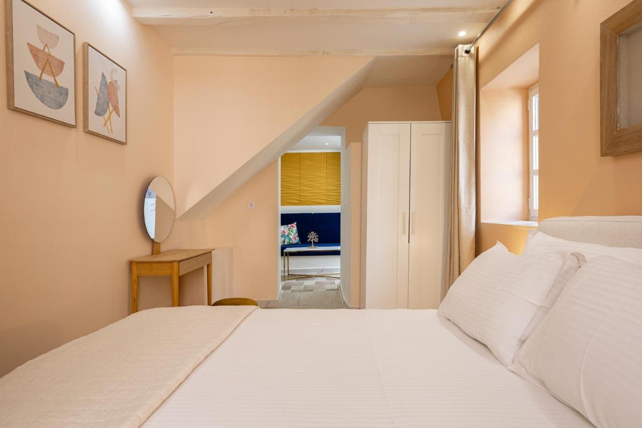 Ydragogeio Rooms Old Town Chania  Exterior photo
